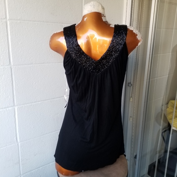 Mattie M black knit tank top Beaded v neckline tank top L NWT - Picture 6 of 10